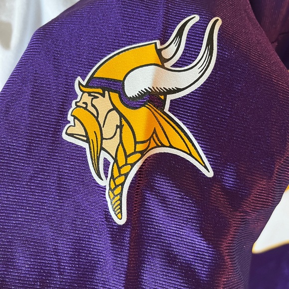 Medium Men’s Minnesota Vikings Jersey #28 Adrian Peterson - Picture 6 of 8